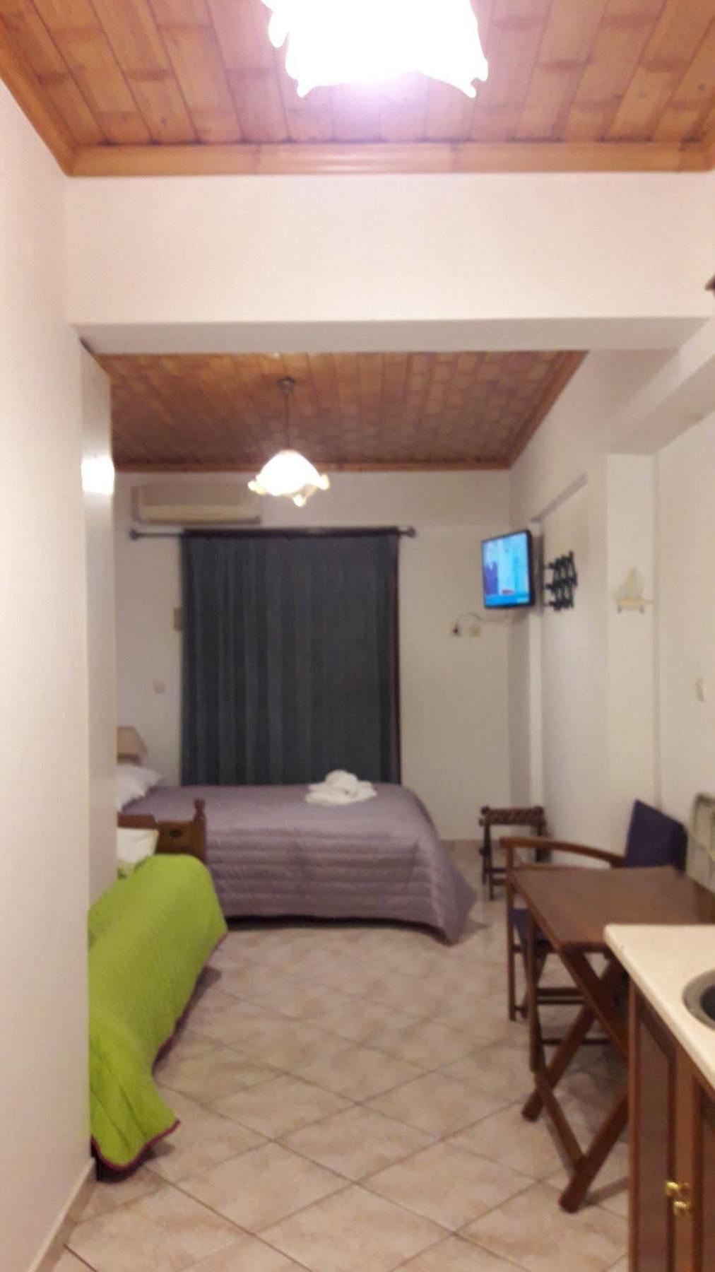 Aparthotel Myrtoo Kyparíssion Esterno foto